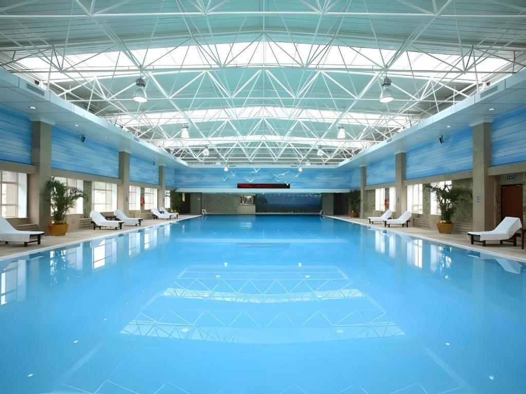 Grand Mercure Teda Dalian Bagian luar foto