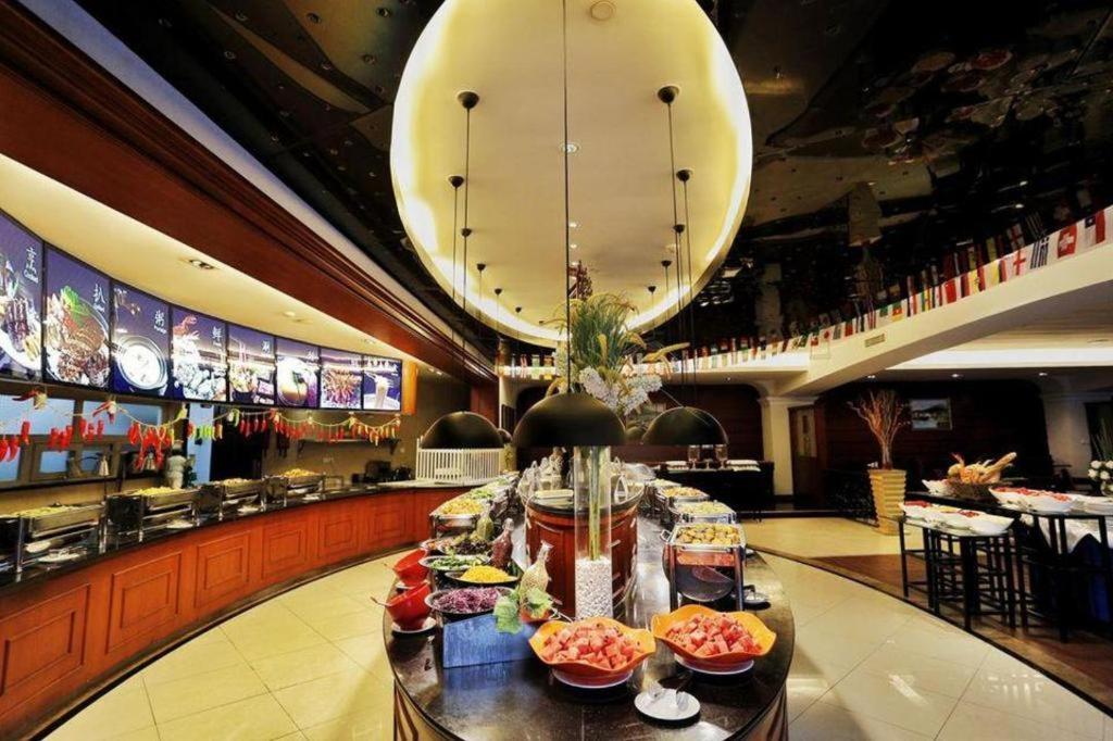 Grand Mercure Teda Dalian Bagian luar foto